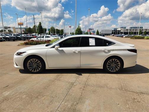 2025 Lexus ES 350 Ultra Luxury