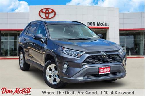 2020 Toyota RAV4 XLE