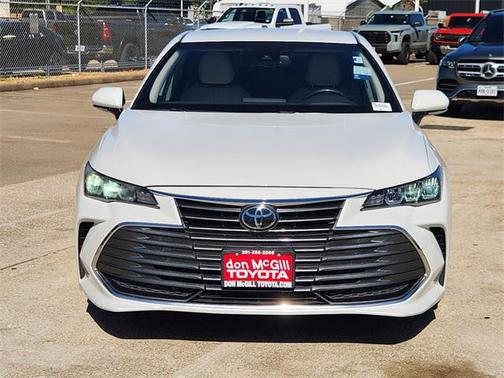 2020 Toyota Avalon XLE