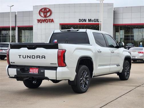 2025 Toyota Tundra Hybrid Platinum