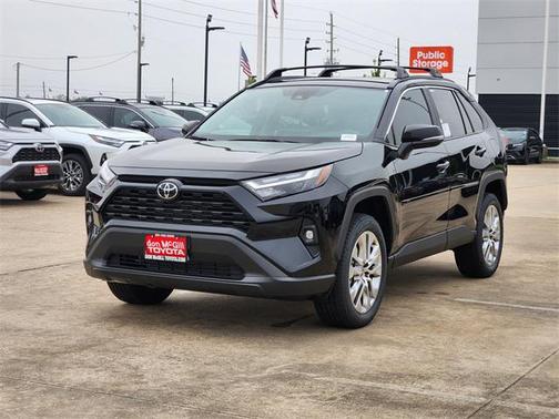 2025 Toyota RAV4 XLE Premium