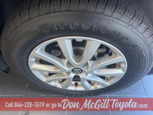 2017 Nissan Rogue SV