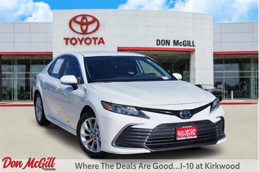 2024 Toyota Camry LE