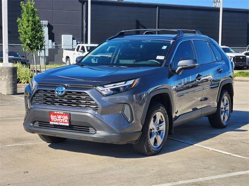 2024 Toyota RAV4 Hybrid XLE