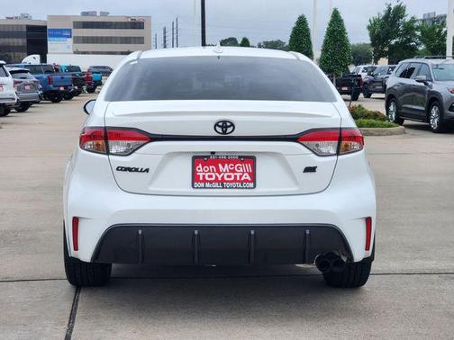Ice Cap 2026 Toyota Corolla SE