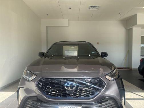 2024 Toyota Highlander XSE