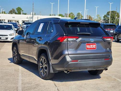 2024 Toyota RAV4 Hybrid XLE Premium