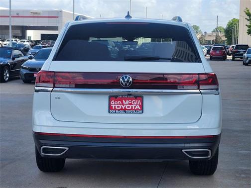 2024 Volkswagen Atlas 2.0T SE