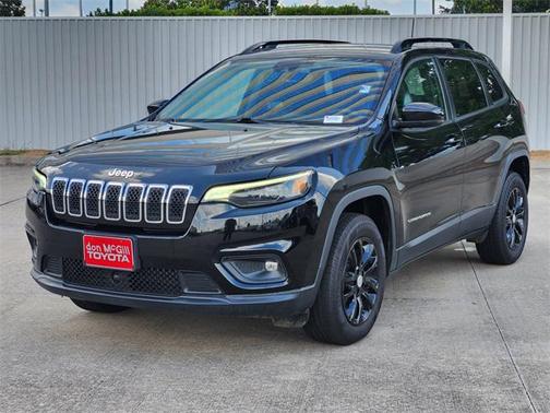 2022 Jeep Cherokee Latitude Lux