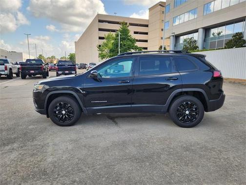 2022 Jeep Cherokee Latitude Lux