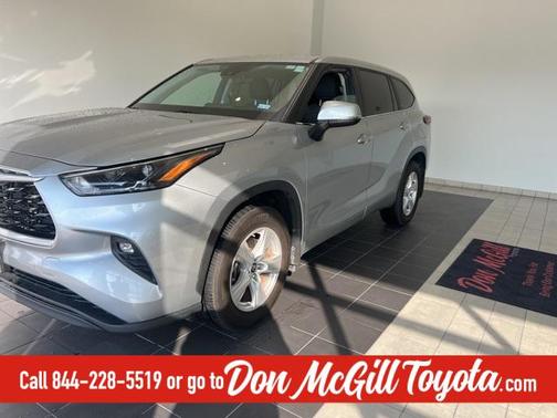 2024 Toyota Highlander LE