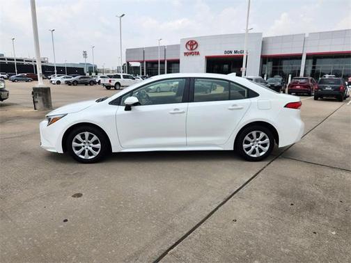 2024 Toyota Corolla Hybrid LE