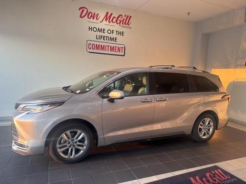 2023 Toyota Sienna Limited 7-Passenger
