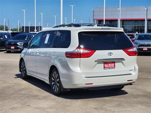 2018 Toyota Sienna Limited