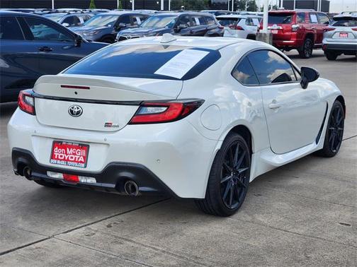 2023 Toyota GR86 Premium