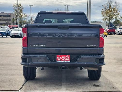 2023 Chevrolet Silverado 1500 Custom