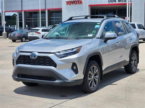 2023 Toyota RAV4 Hybrid XLE Premium