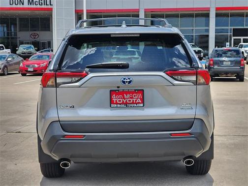2023 Toyota RAV4 Hybrid XLE Premium