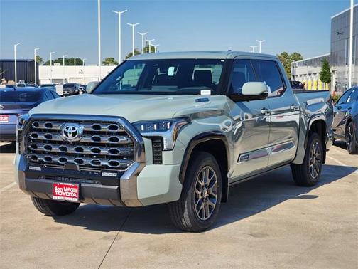2026 Toyota Tundra Hybrid Platinum