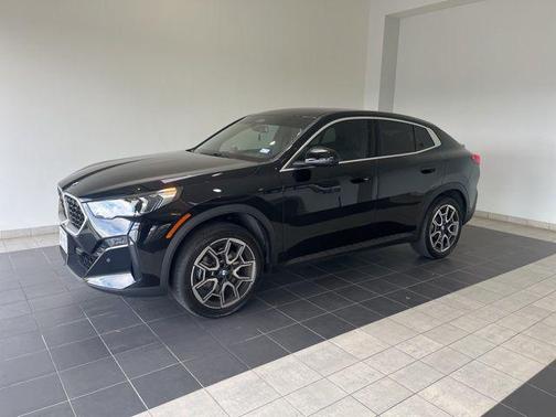 Jet Black 2026 BMW X2 xDrive28i