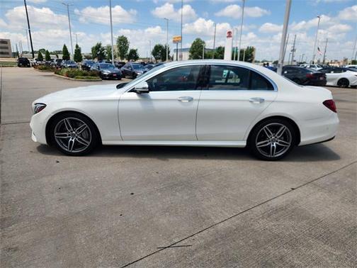 2019 Mercedes-Benz E-Class E 300