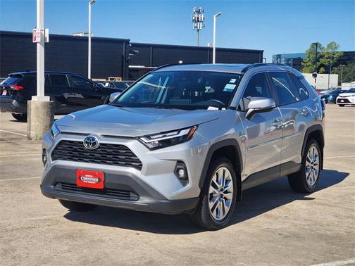 2024 Toyota RAV4 XLE Premium