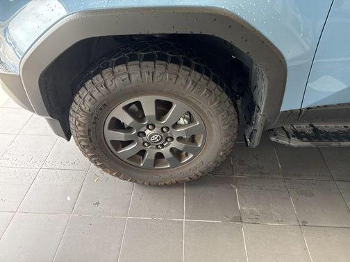 Heritage Blue/Gray Scape 2025 Toyota Land Cruiser Base