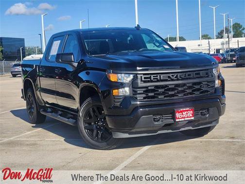 2023 Chevrolet Silverado 1500 Custom