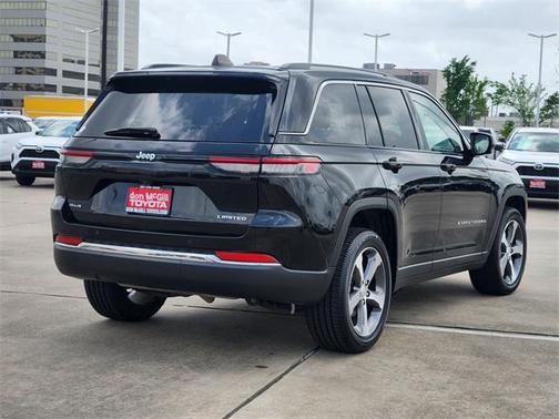 2023 Jeep Grand Cherokee Limited X