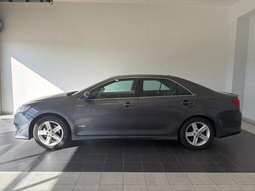 2014 Toyota Camry Hybrid SE Limited Edition