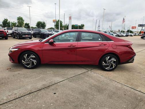 Ultimate Red 2025 Hyundai ELANTRA SEL
