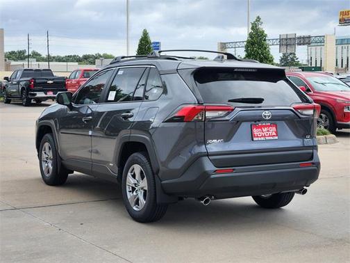 2025 Toyota RAV4 Hybrid LE