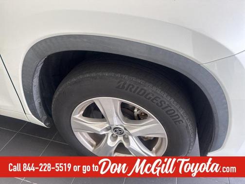 2022 Toyota Highlander L