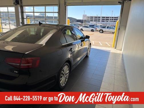 2016 Volkswagen Jetta 1.8T SEL