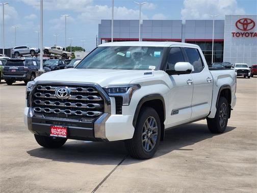 2025 Toyota Tundra Hybrid Platinum