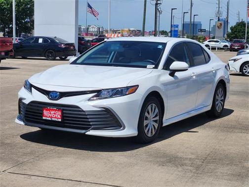 2024 Toyota Camry Hybrid LE
