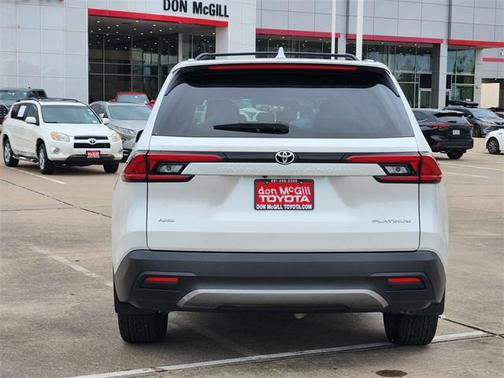 2024 Toyota Grand Highlander Platinum