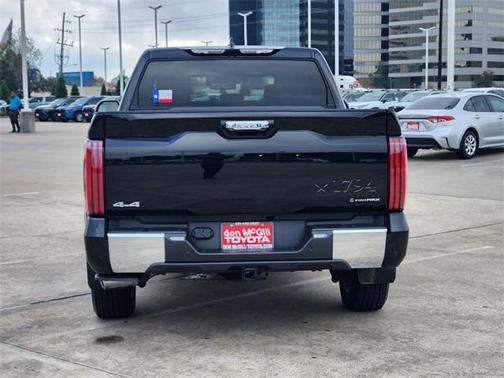 2025 Toyota Tundra Hybrid 1794 Edition