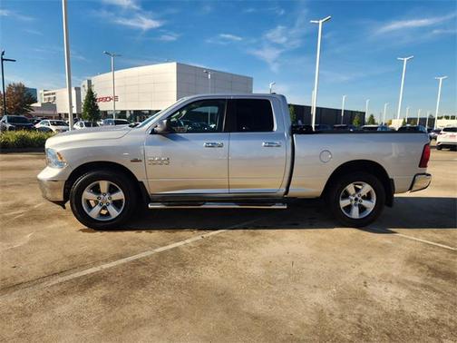 2017 RAM 1500 SLT