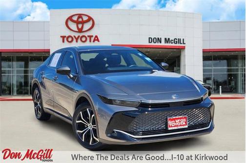 2023 Toyota Crown XLE