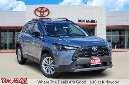 2026 Toyota Corolla Cross LE