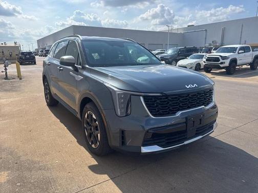 2024 Kia Sorento S
