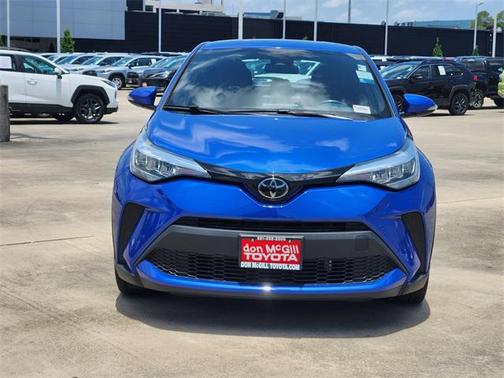 2022 Toyota C-HR XLE