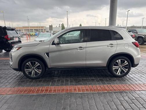 2024 Mitsubishi Outlander Sport SE