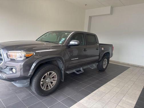 2017 Toyota Tacoma SR5