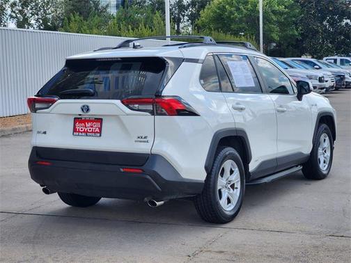 2019 Toyota RAV4 Hybrid XLE