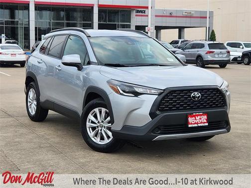 2022 Toyota Corolla Cross LE