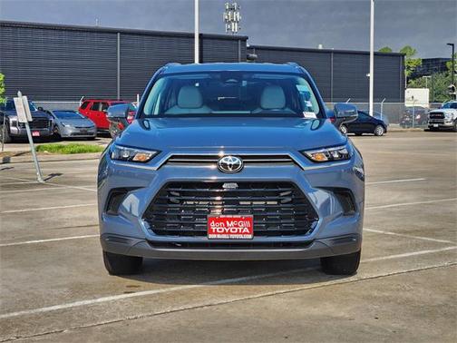 2025 Toyota Grand Highlander XLE