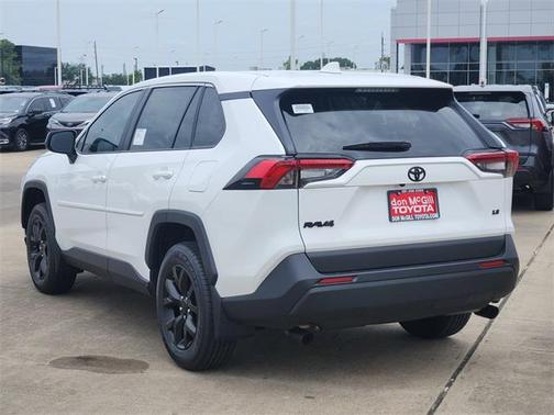 2025 Toyota RAV4 LE