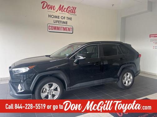 2020 Toyota RAV4 XLE